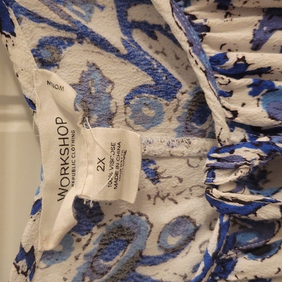 Blue and White Blouse - Picture 2 of 4